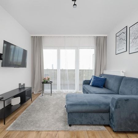 Klasyczny Apartament Z Balkonem We Wroclawiu By Noclegi Renters Екстериор снимка